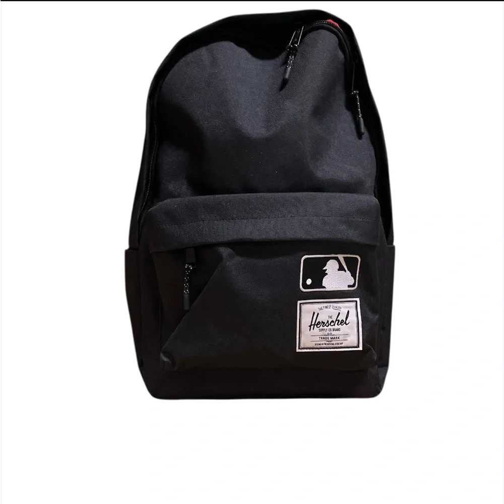 Black Herschel’s MLB logo backpack